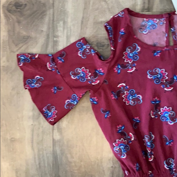 Lily Bleu Maroon Paisley Walk Through Romper - Picture 4 of 6
